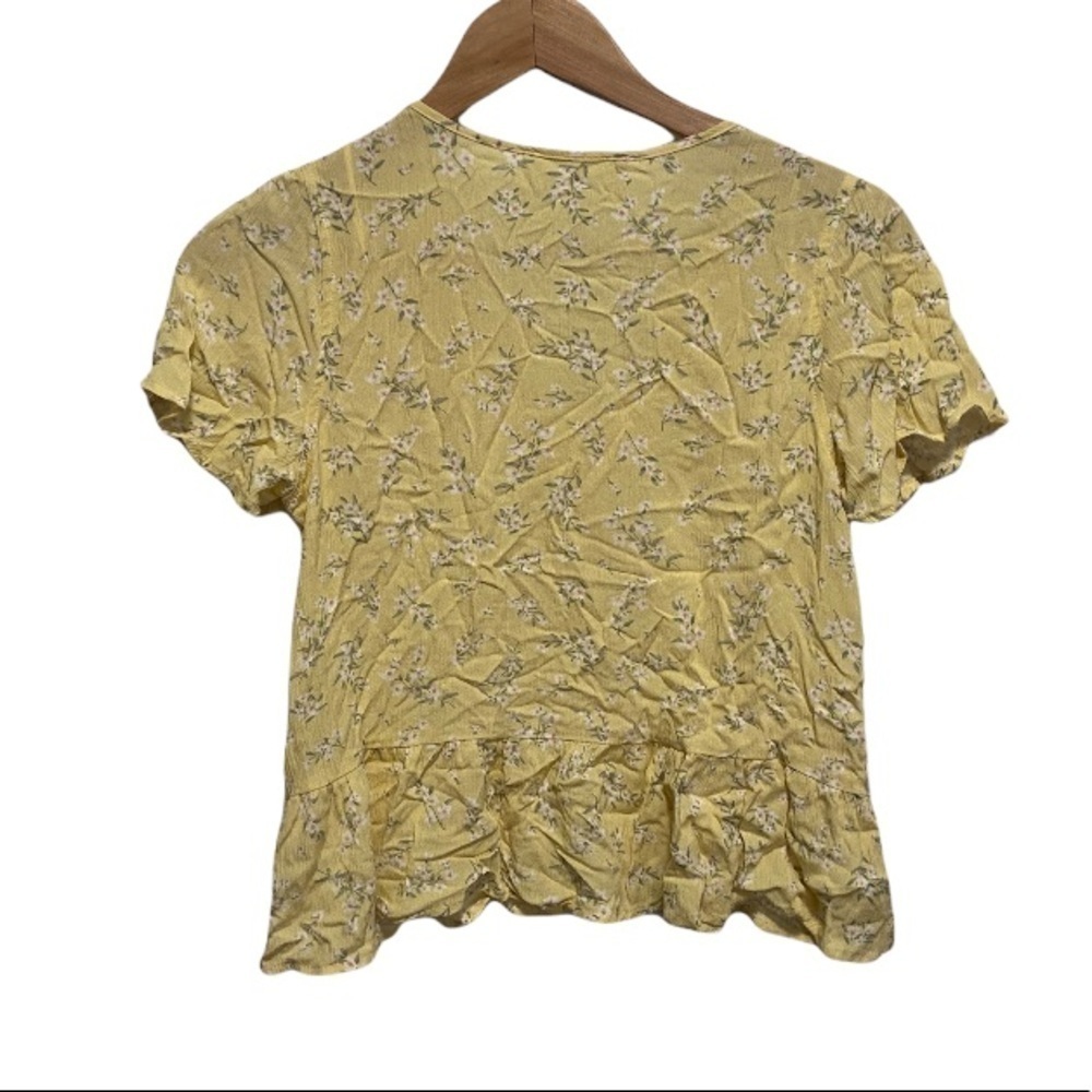 NWT Hippie Rose Buttercup Yellow Floral Blouse - Picture 3 of 5